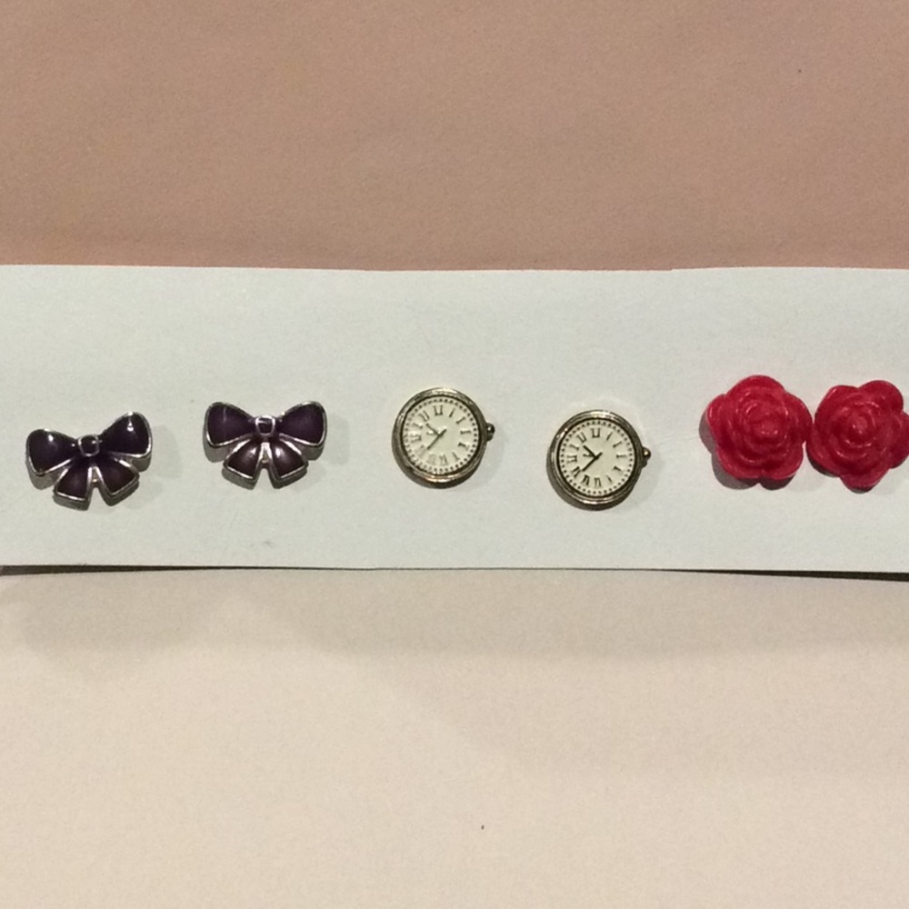 Claire’s earring bundle